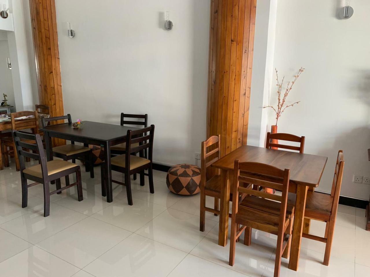 Ruki Sea Reach Hotel Kudapaduwa Bagian luar foto